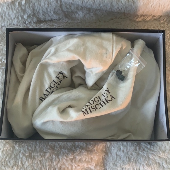 Badgley Mischka Frank Aqua Blue Satin heel rosette formal event US 9 - Picture 7 of 8